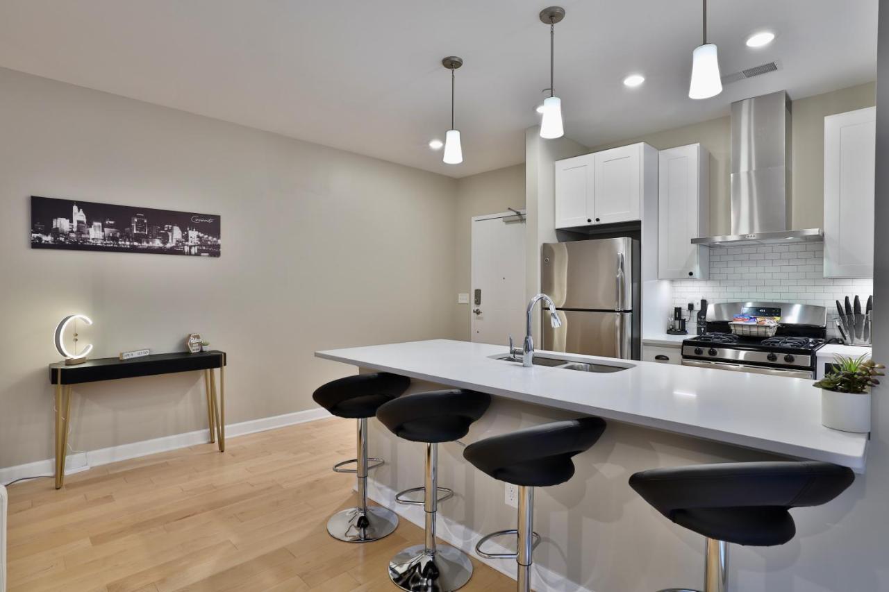 *New* XquisiteMidCenturyM0d~ Condo *OTR* w/Parking Cincinnati Zewnętrze zdjęcie
