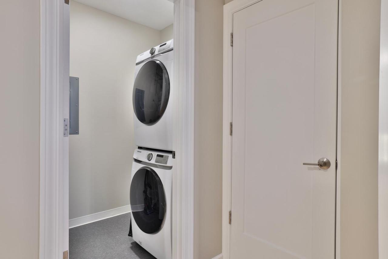 *New* XquisiteMidCenturyM0d~ Condo *OTR* w/Parking Cincinnati Zewnętrze zdjęcie